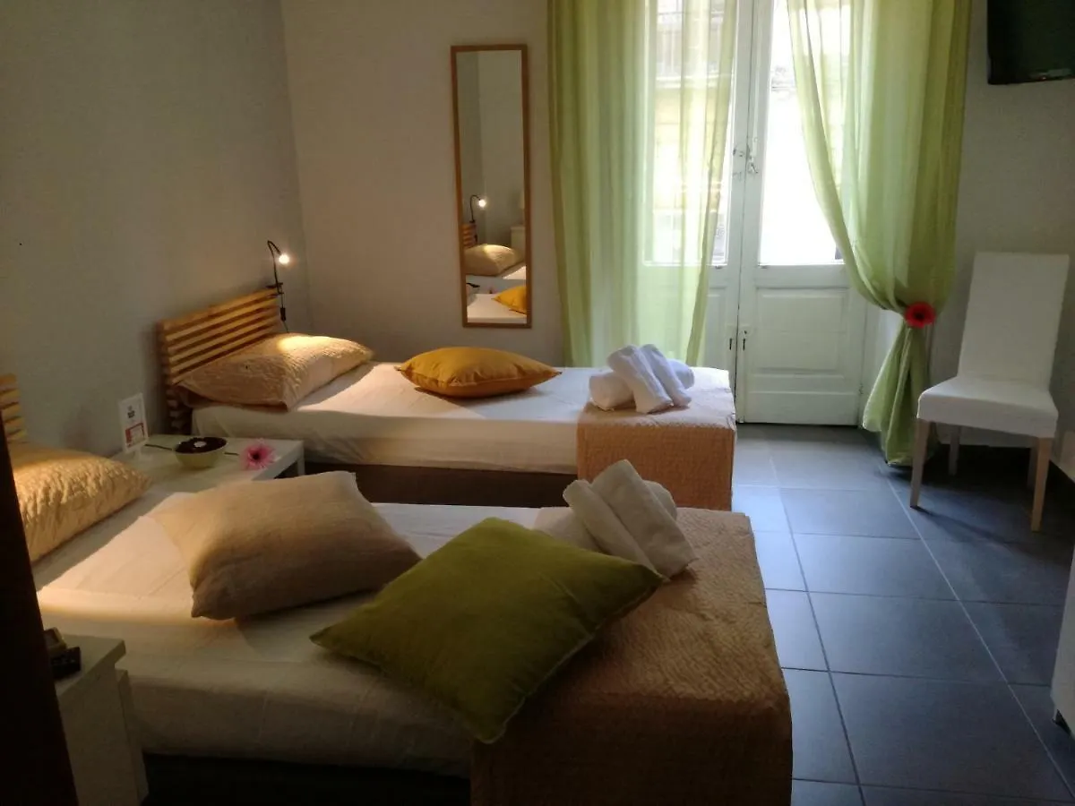 ** Πανσιόν Four Rooms Κατάνια Ιταλία