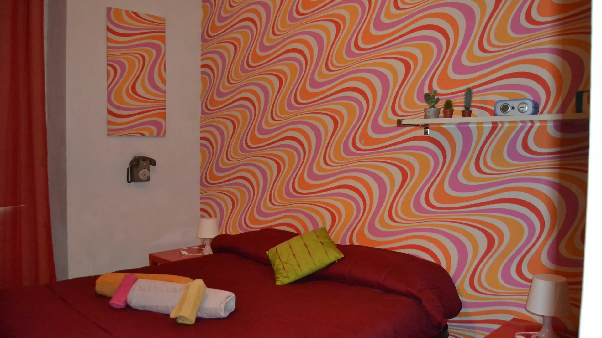 Four Rooms Κατάνια 2*,