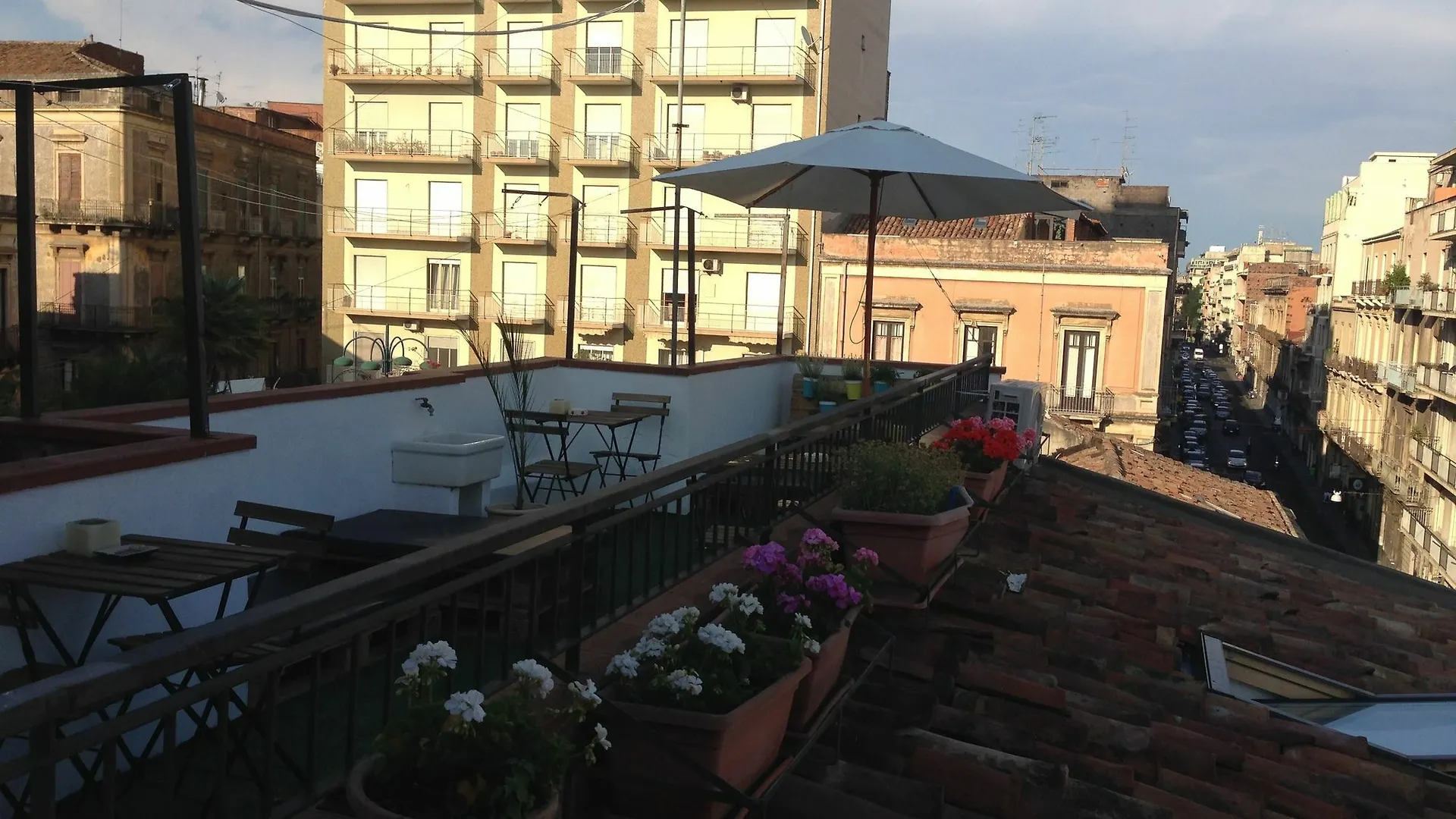 Four Rooms Catania 2*,
